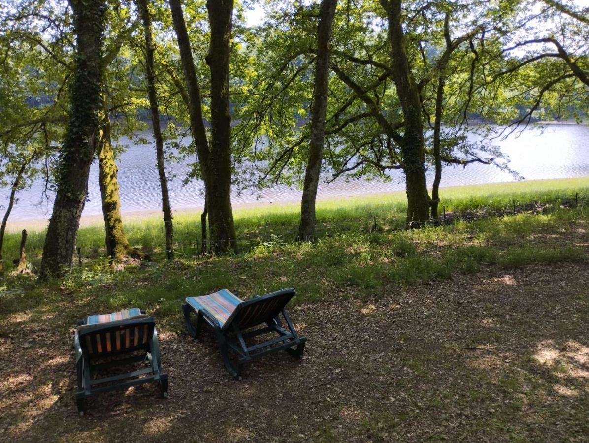 La Caravane Nature Saint-Julien-le-Petit エクステリア 写真